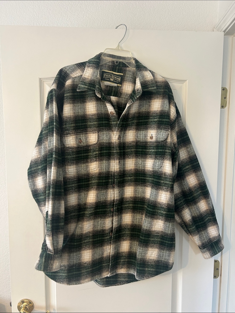 Field & Stream Dark Green and Cream Plaid Flannel Overshirt